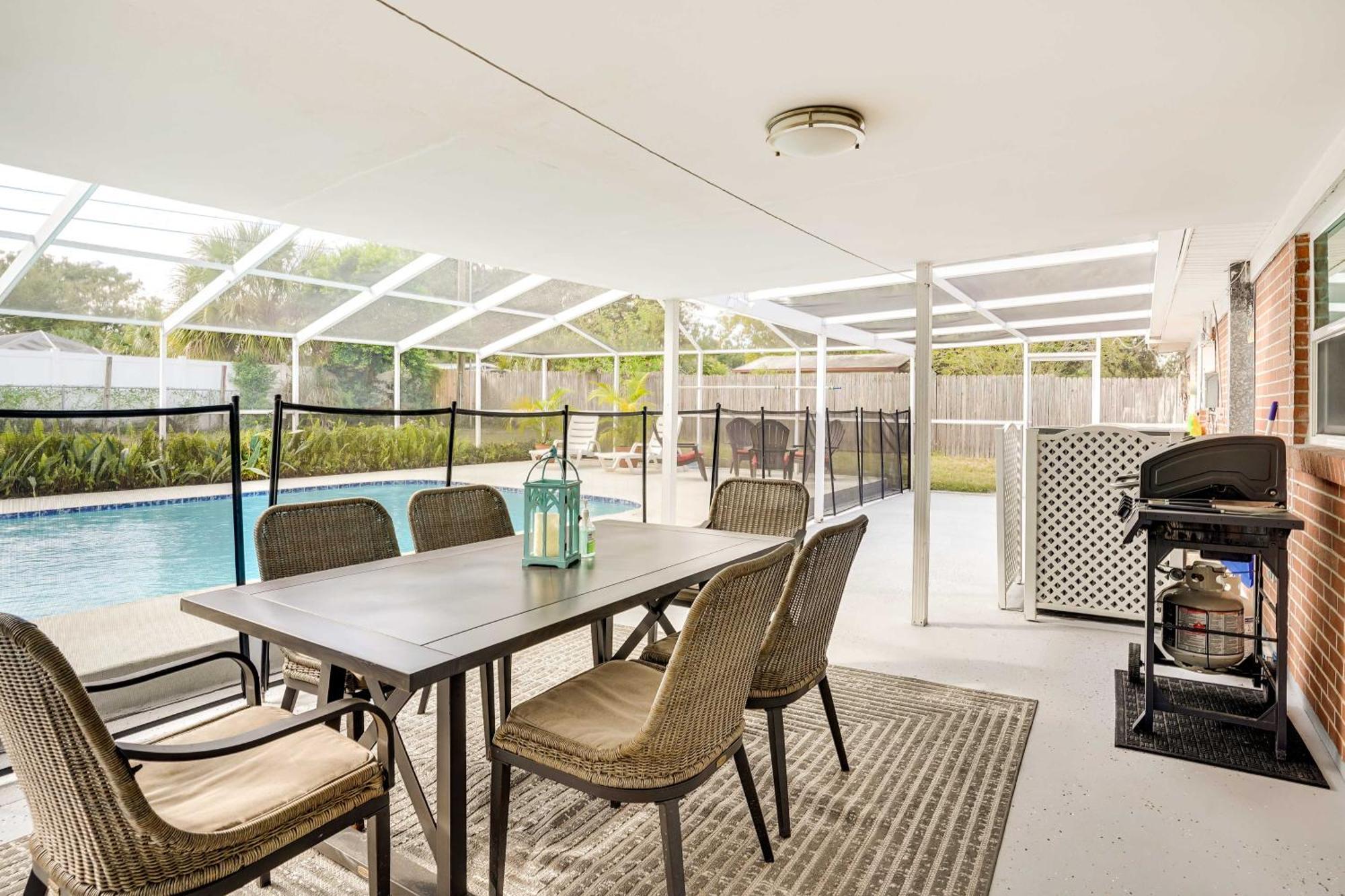 Pet-Friendly Lakeland Escape With Private Pool! 외부 사진